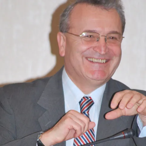 Vasile Puşcaş: Nu a fost suspendată aplicarea Legii stocării datelor
