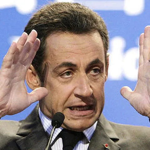 Sarkozy, Rachida Dati şi Michele Alliot-Marie au fost ameninţaţi cu moartea