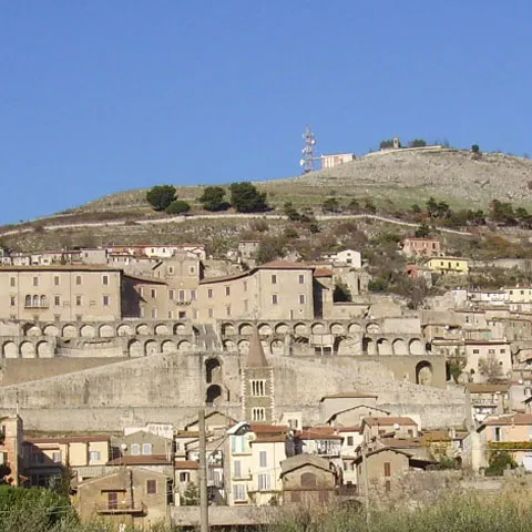 Încă un român a fost arestat în Italia pentru că a încercat să violeze o tânără de 15 ani