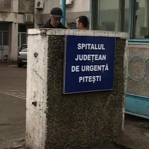 Medicii argeşeni care l-au diagnosticat greşit pe tânărul argeşean bolnav de botulism sunt anchetaţi