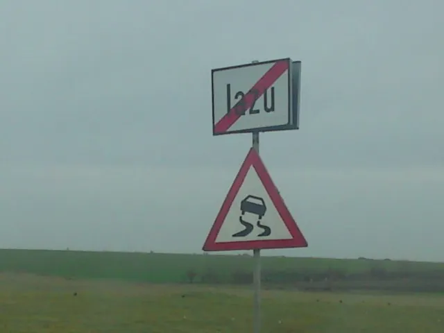 Drumul european E 577, între Slobozia și Iazu, este plin de gropi