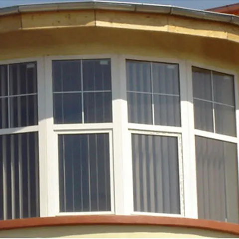 Din cauza crizei, ferestrele termopan se vând acum la preţuri de producător