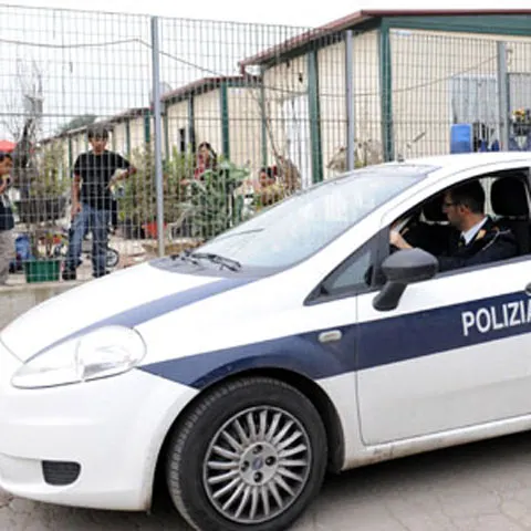 Doi români reţinuţi în Italia, după moartea unui bătrân