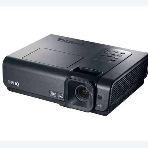 BenQ lansează un nou proiector cu tehnologie DLP şi luminozitate ridicată