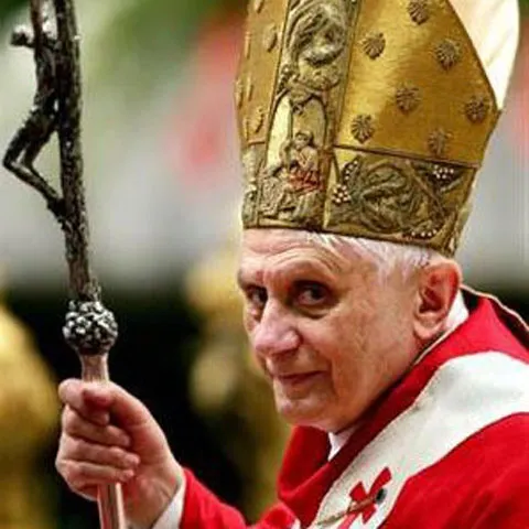 Papa condamnă intoleranţa şi discriminarea faţă de imigranţi
