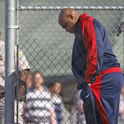 Charles Barkley, vedetă şi în închisoare - VIDEO