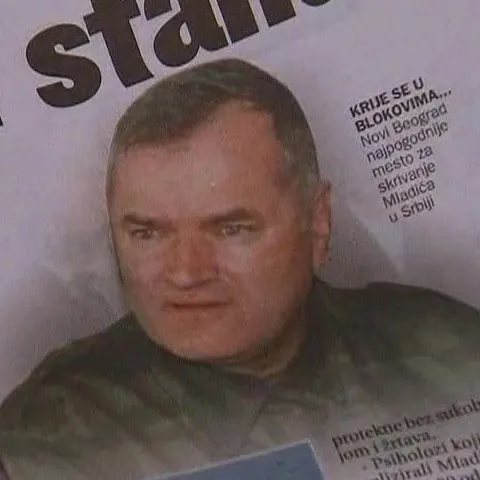 Ratko Mladici s-ar ascunde de 15 ani la Belgrad, anunţă Associated Press 