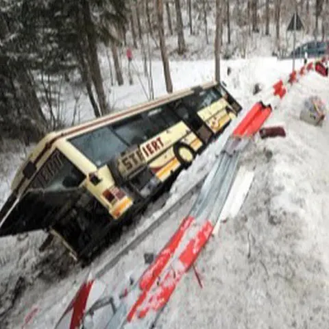 12 copii au fost răniţi într-un accident în sud-vestul Germaniei 