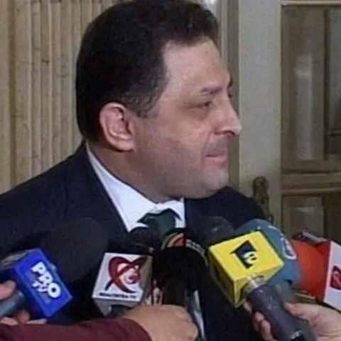 Liderii PSD spun că au aflat din presă de demararea discuţiilor cu FMI şi CE