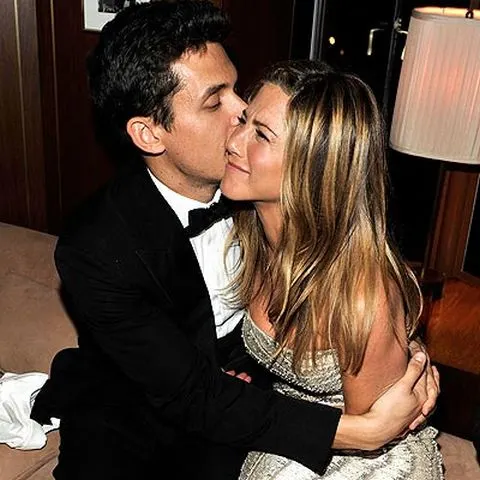 Jennifer Aniston, din nou mireasă?