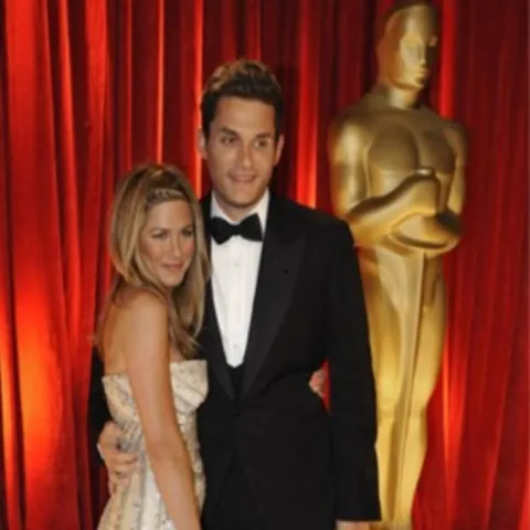 Jennifer Aniston, părăsită de John Mayer