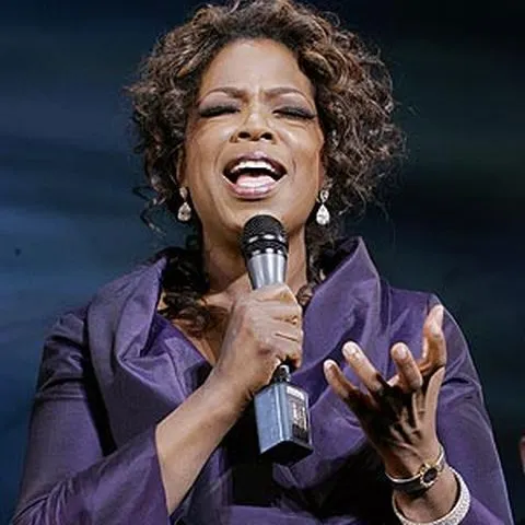Oprah Winfrey nu e afectată de criza financiară, potrivit Forbes