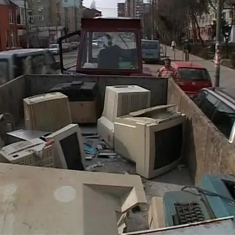 Bistriţenii preferă să dea obiectele electrocasnice vechi în schimbul unora noi