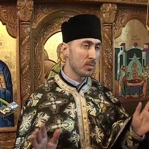 Zeci de enoriaşi au protestat la biserica garnizoanei Mangalia