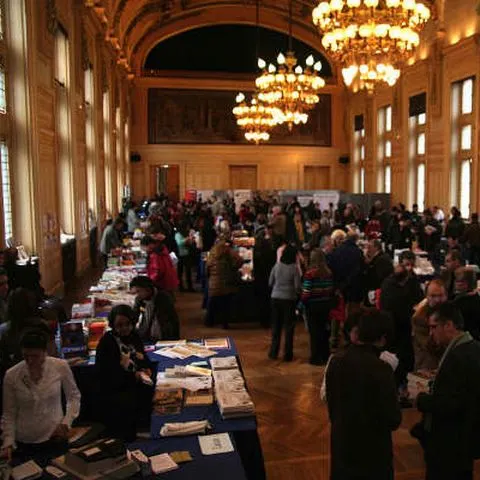 Salonul de carte de la Paris confirmă pofta de lectură pe timp de criză
