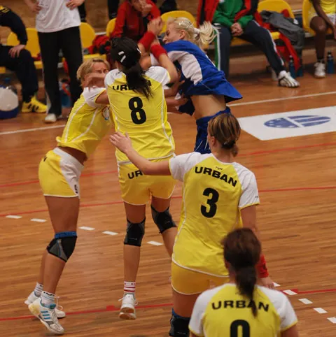 Handbal: Rulmentul Braşov – HC Dunărea Brăila 33-33, într-un meci restant din etapa a 18-a