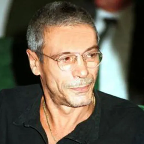 Actorul Gheorghe Visu a fost internat vineri a Spitalul Municipal din Bucureşti, după ce a fost diagnosticat cu pneumotorax spontan