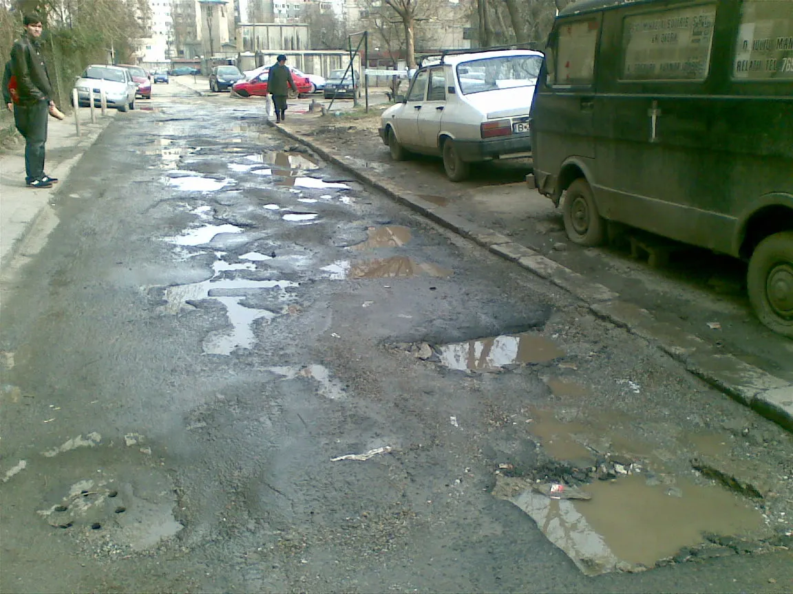 O stradă din Bucureşti, sectorul 6
