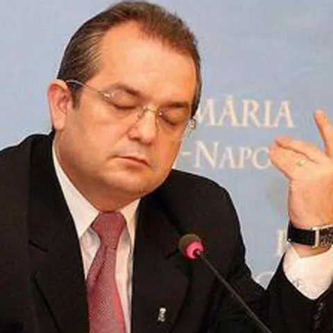Emil Boc: Devansarea alegerilor prezidenţiale este opinia personală a lui Radu Berceanu