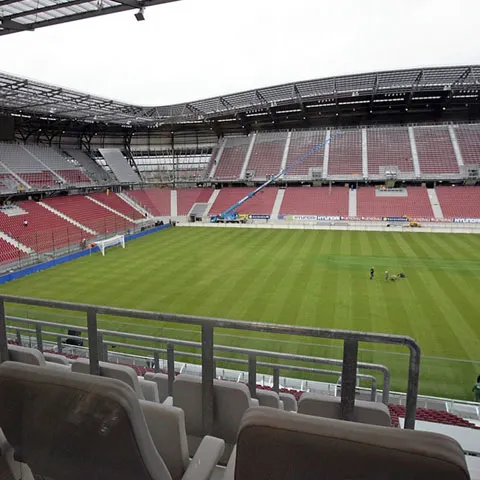 La Klagenfurt, oraşul unde se va juca meciul Austria - România, a nins luni dimineaţă