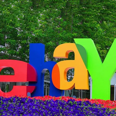 Criza economică îi împinge pe oameni către eBay