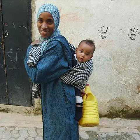 Un proiect de lege ce obligă femeile afgane să facă sex cu soţii lor provoacă indignare în Canada