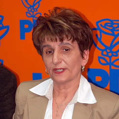 Maria Petre demisionează din PD-L şi candidează ca independent pentru PE 