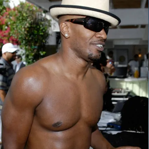 Jamie Foxx s-a luptat cu un admirator fanatic