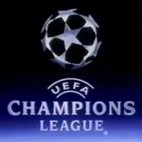 VIDEO / Liga Campionilor: Manchester United - FC Porto 2-2 şi Villarreal - Arsenal 1-1, în sferturile de finală