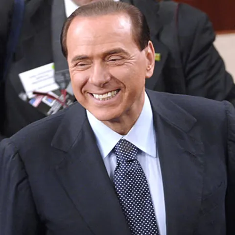 Încă o gafă a lui Berlusconi: Sinistraţii în urma cutremurului ar trebui să se gândească că sunt în camping