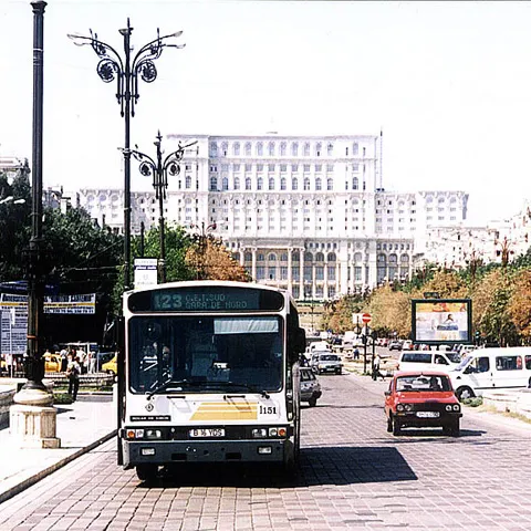 Linie de transport turistic în Capitală, cu 25 de lei biletul valabil 24 de ore