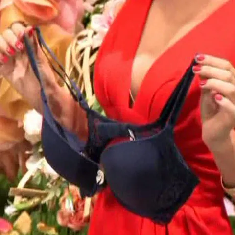 Victoria's Secret a introdus pe piaţă sutienul cu memorie 