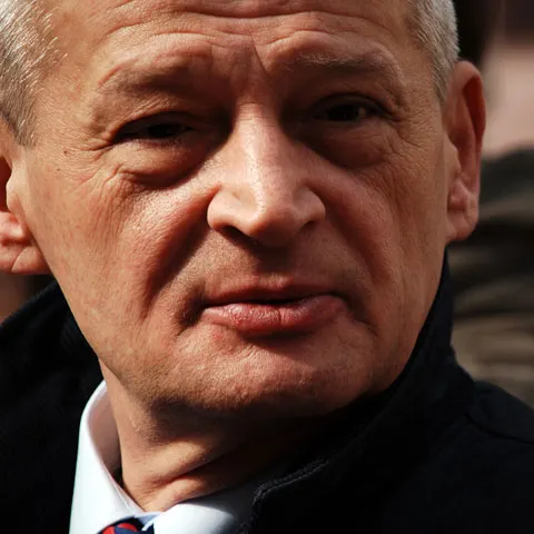 Sorin Oprescu a fost huiduit la turul ciclist din jurul Palatului Parlamentului