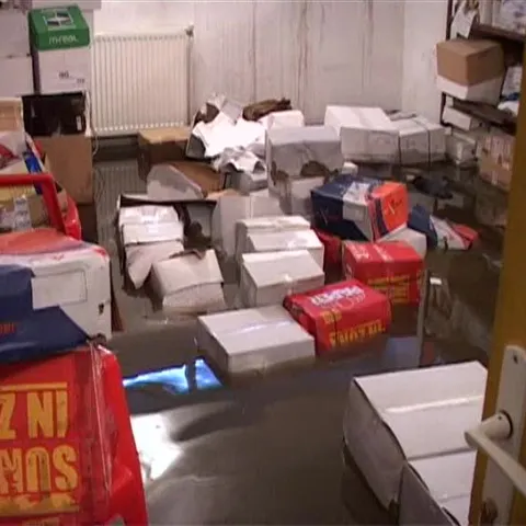 Arhiva AJOFM Constanţa a fost inundată din cauza ploilor abundente