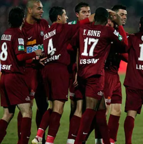 Cupa României - CFR Cluj s-a calificat în semifinale după ce a trecut de Pandurii, scor 1-0