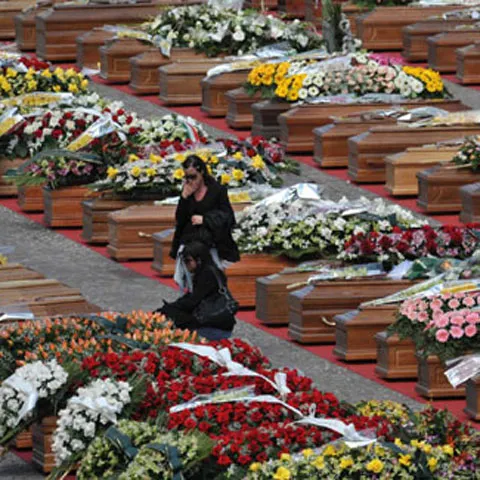 Autorităţile italiene au descoperit că un spital construit de nouă ani nu respecta standardele de siguranţă