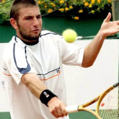 Tenis: Gabriel Moraru a câştigat turneul Futures de la Vsar