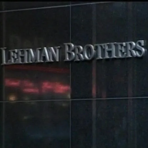 Banca americană Lehman Brothers deţine 226 tone de uraniu, suficient pentru o bombă atomică