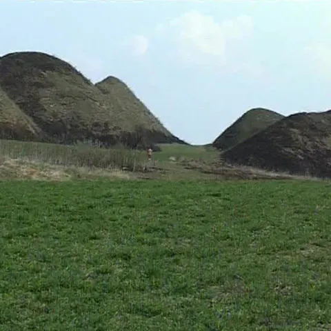 Piramidele de la Şona, judeţul Braşov
