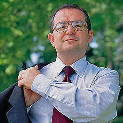 Premierul Emil Boc a asistat la slujba din prima zi de Paşte