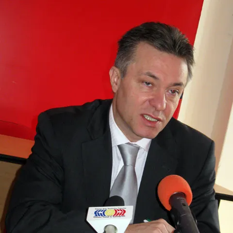 Cristian Diaconescu vrea să atragă investiţii britanice în România