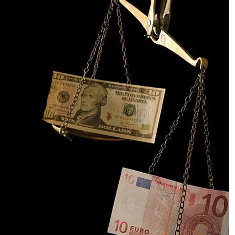 Cursul de referinţă stagnează la 4,2426 lei/euro, după o apreciere nesemnificativă a leului