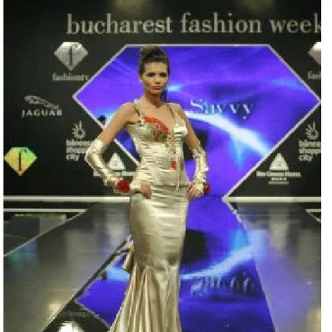 Luni a început Bucharest Fashion Week