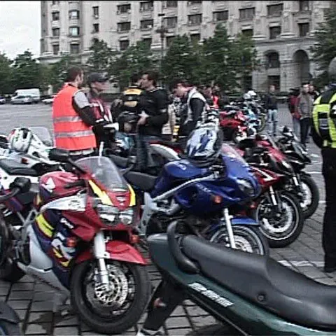 Motocicliştii din toată ţara au făcut mitinguri de sensibilizare