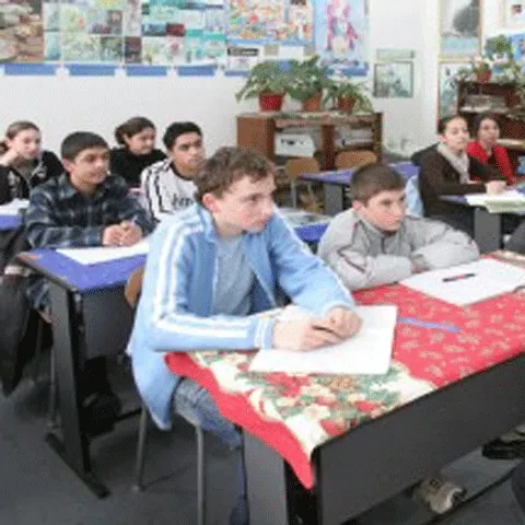 Mai mulţi profesori au fost batjocoriţi de elevi, în ultimii ani