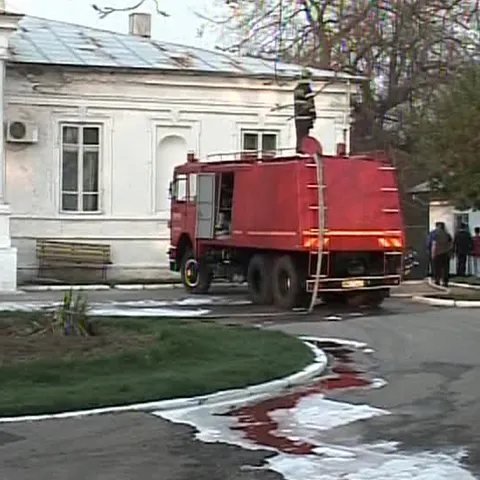 Incendiu la sanatoriul din comuna Călineşti, judeţul Prahova