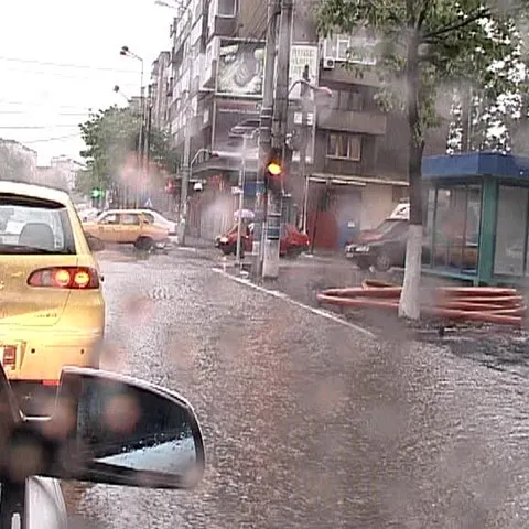 A plouat în toată ţara până joi, inclusiv