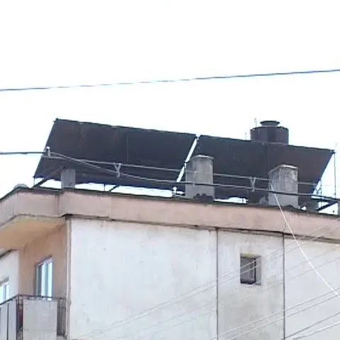 În comuna clujeană Apahida, au fost demontate panouri solare din anii '80 