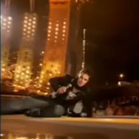 Şase căzături de neuitat pe scenă - VIDEO