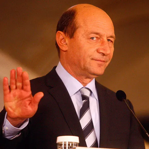 Băsescu spune că OUG privind deconcentratele este o măsură \"brutală\"